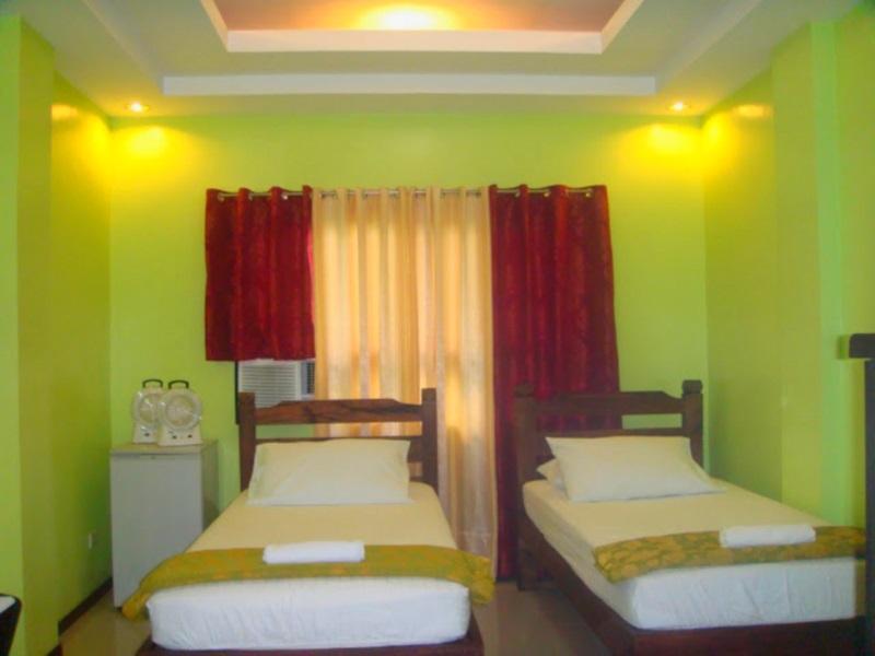 Lawaan Garden Inn Roxas City Exterior photo